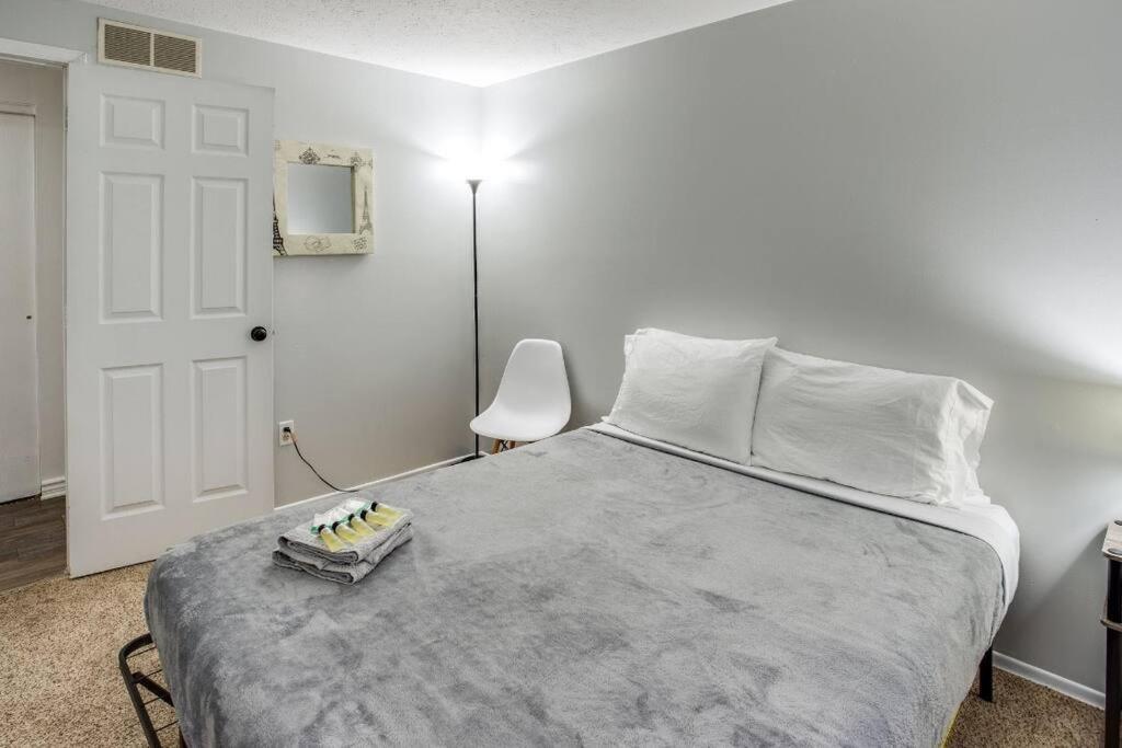 Holiday home Fantastic Near Dwtn/airport Rochester