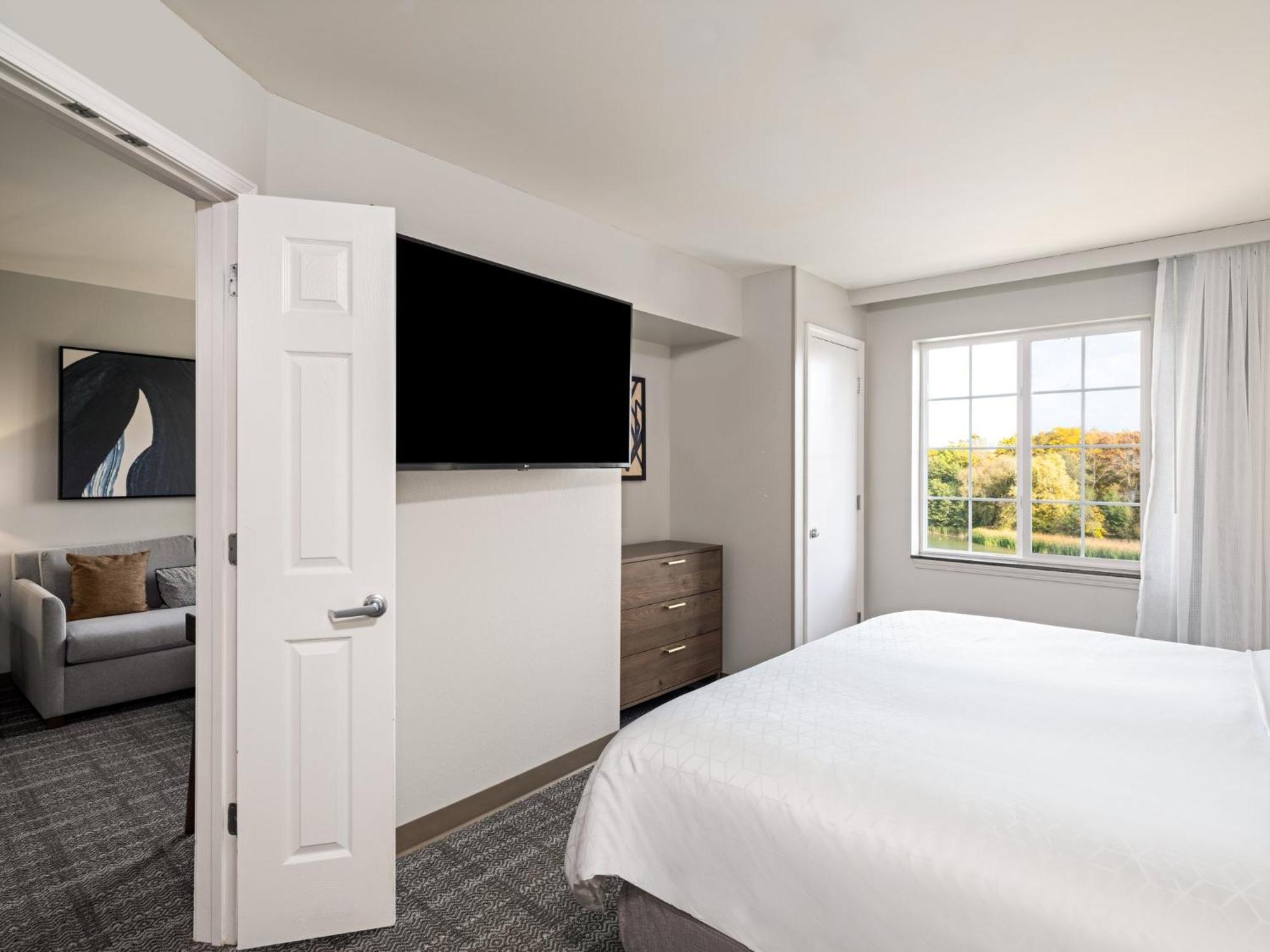 Staybridge By Ihg Hotel Rochester