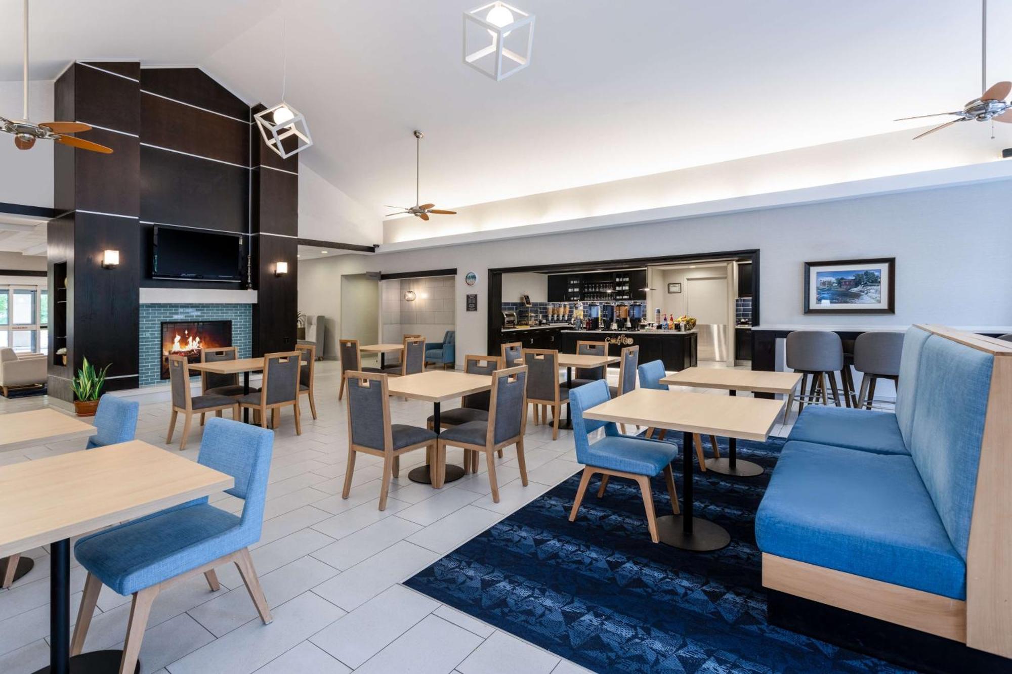 Homewood By Hilton Rochester/greece, Ny Hotel