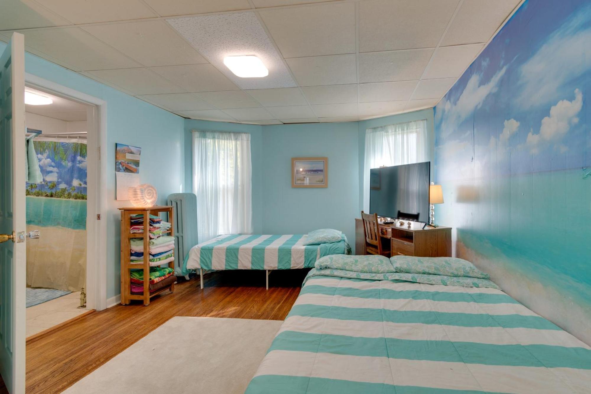 Idyllic 2 Miles To Downtown! Apartment