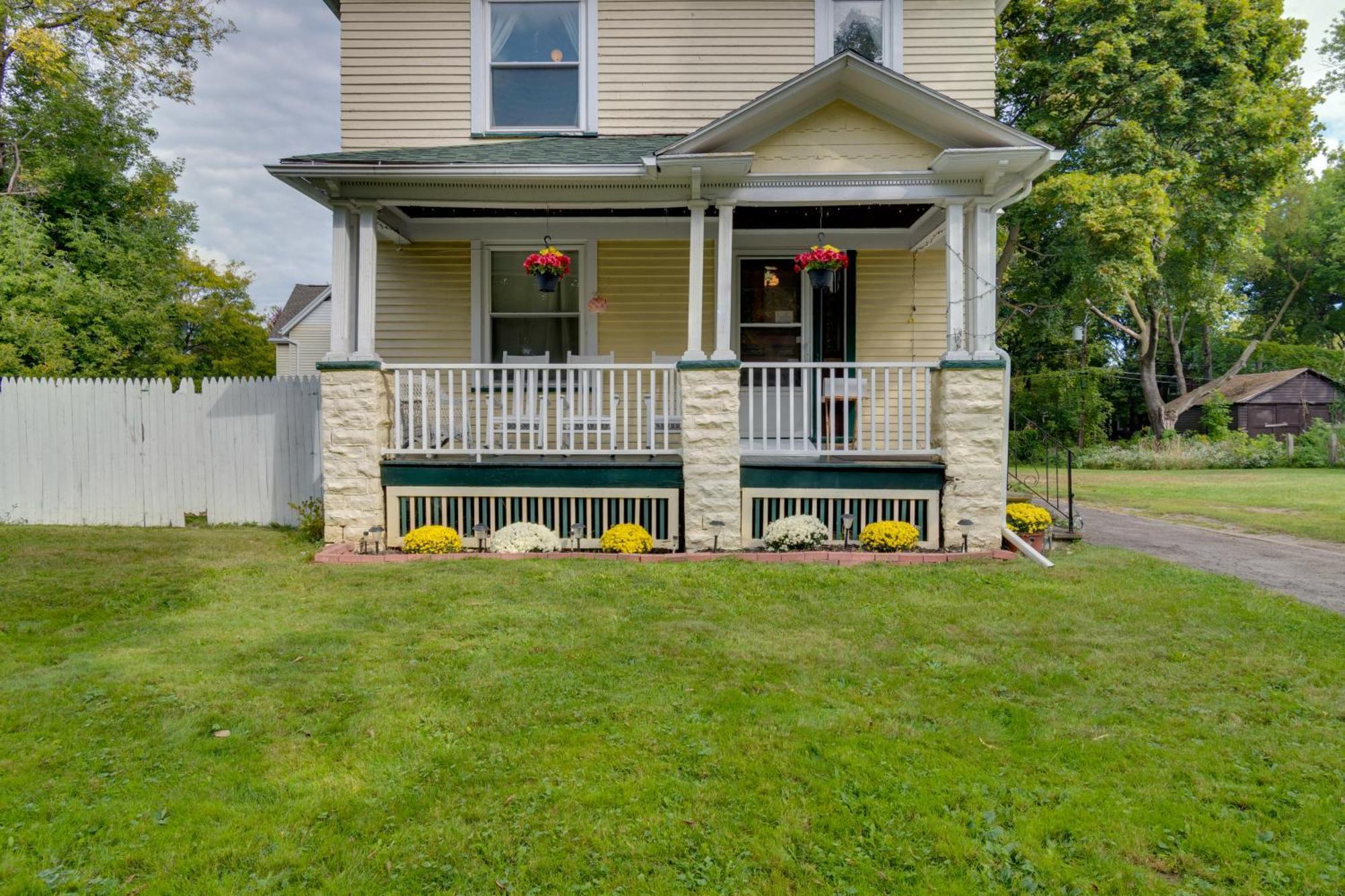 Apartment Idyllic 2 Miles To Downtown!