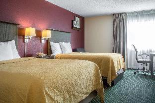 6 - Airport Hotel Rochester