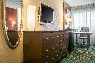 6 - Airport 2* Rochester