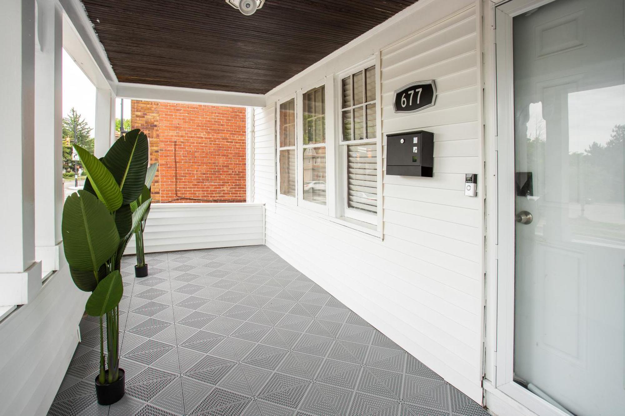 Amazing 3 Bedroom Steps, Airport, Uofr, Rit, * Rochester