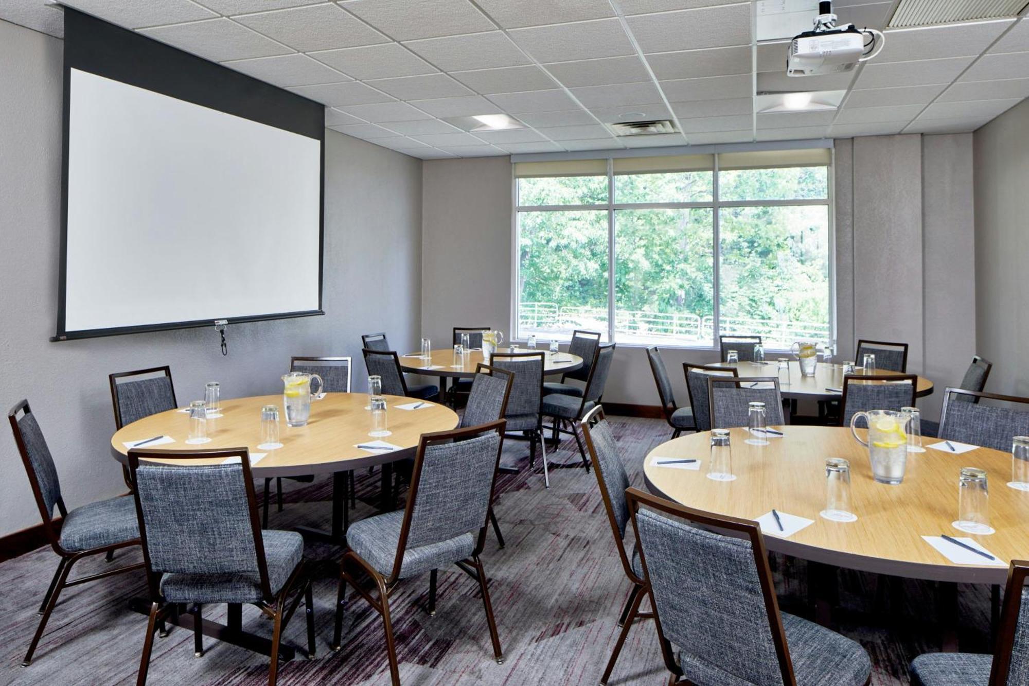 Courtyard East / Penfield Rochester