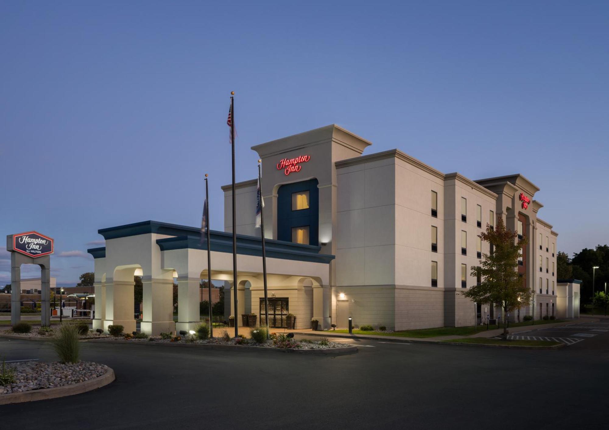 Hampton - Irondequoit Hotel 3*