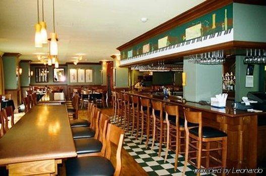 Wyndham Downtown Hotel 3*