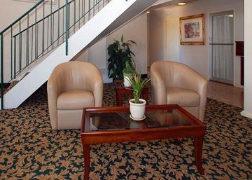 Hotel 6 - Airport