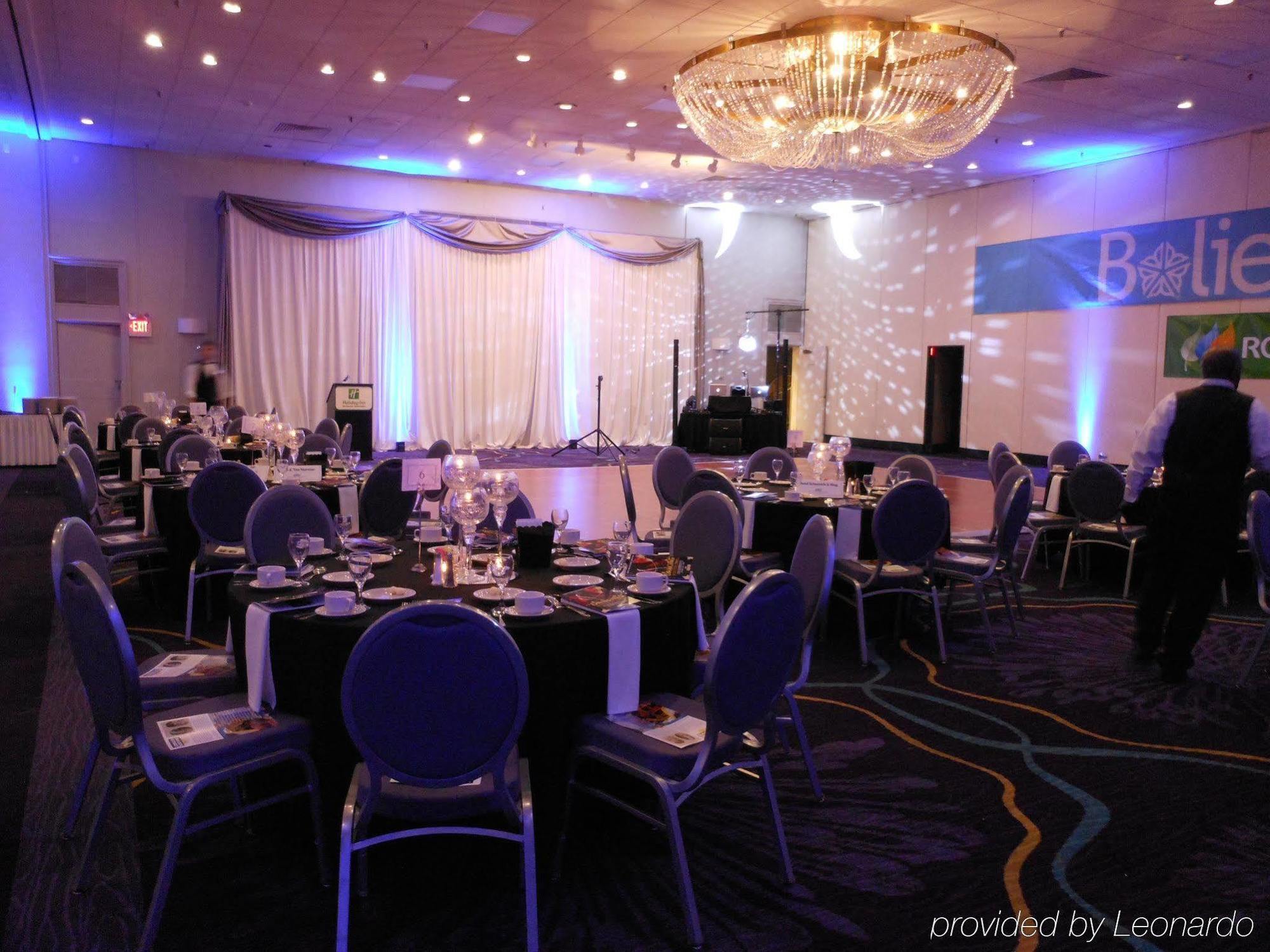 Hotel Wyndham Downtown 3*