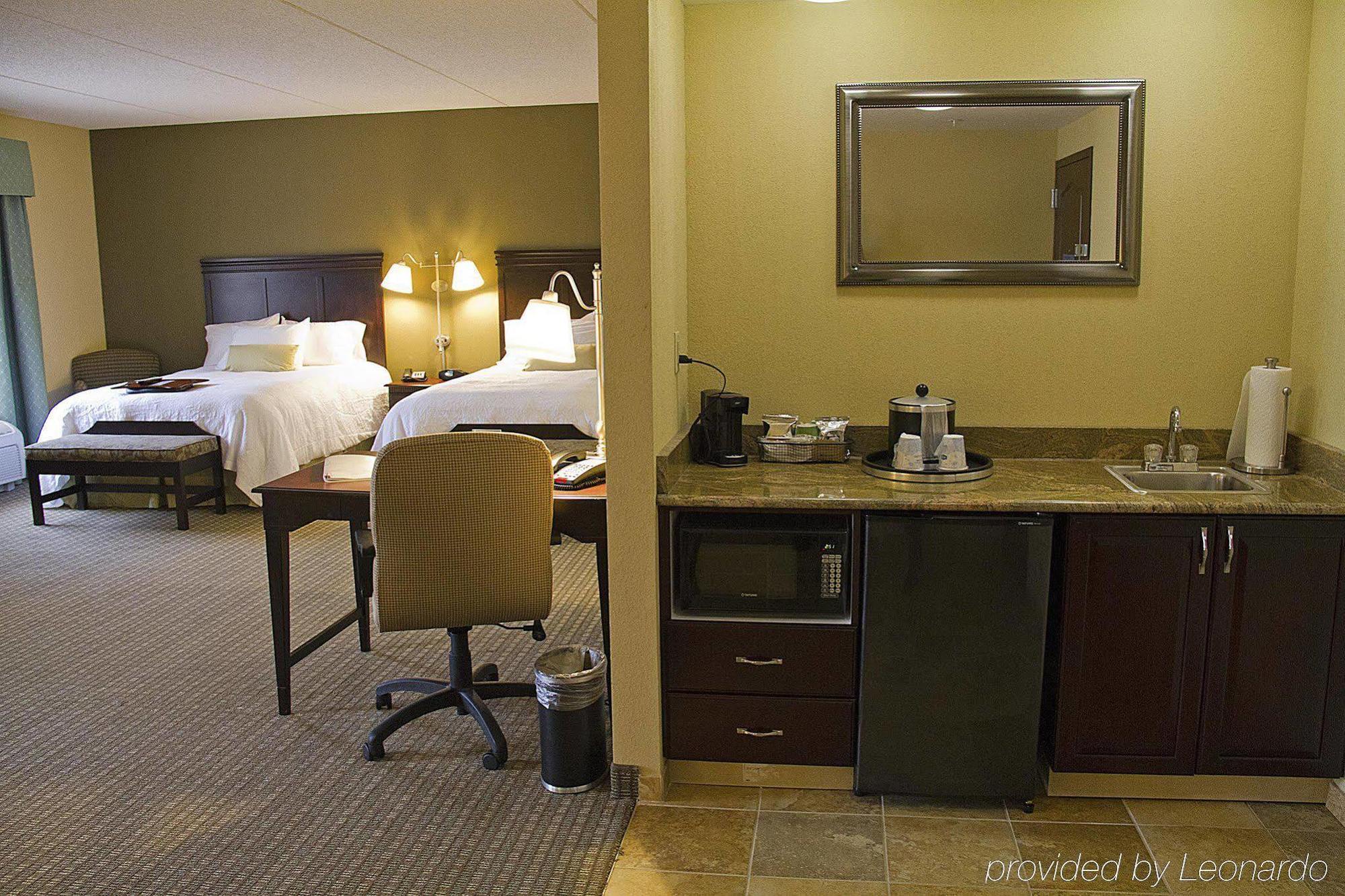 Hampton - Irondequoit 3* Rochester