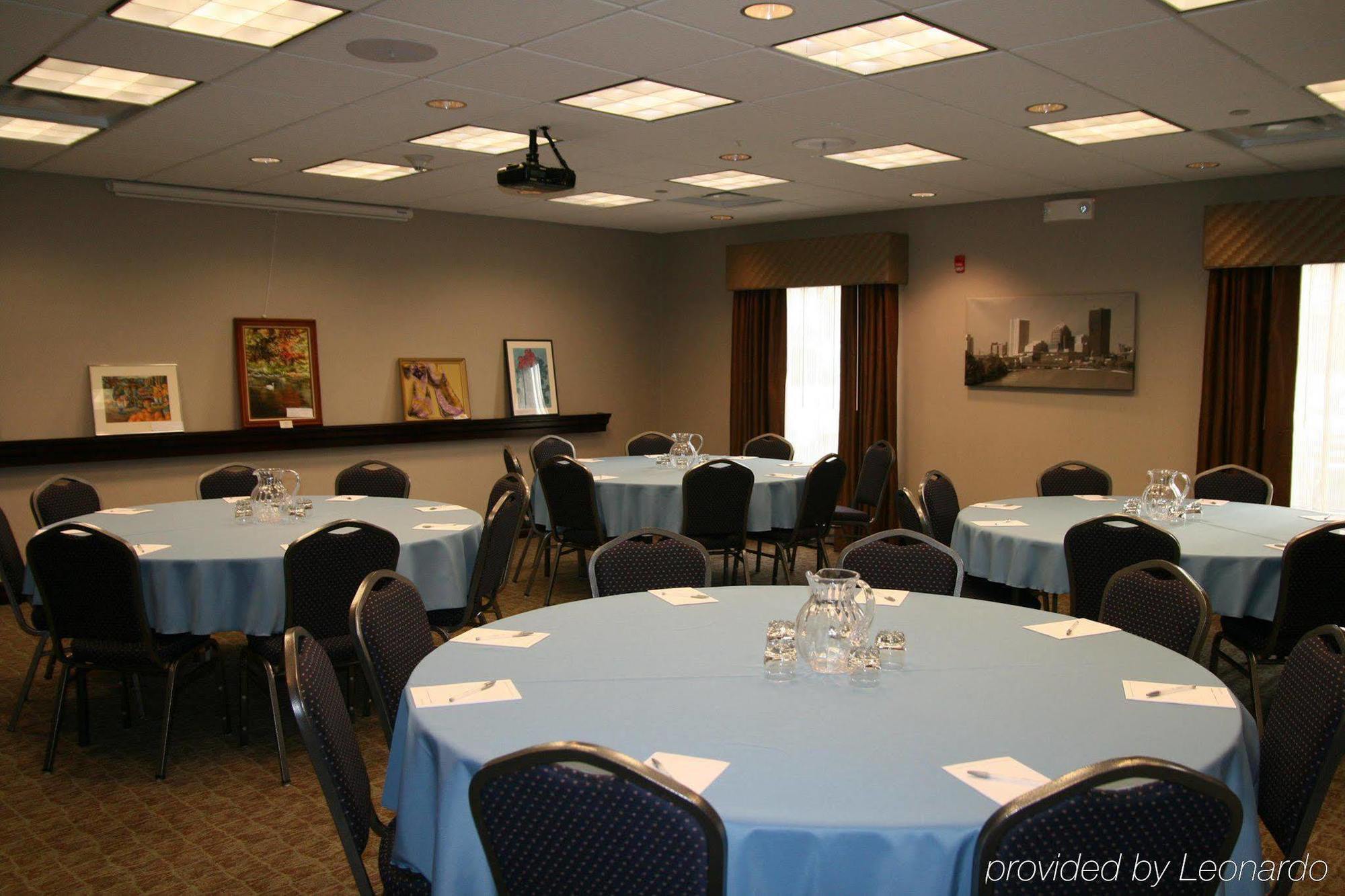 Hampton - Irondequoit Hotel 3*