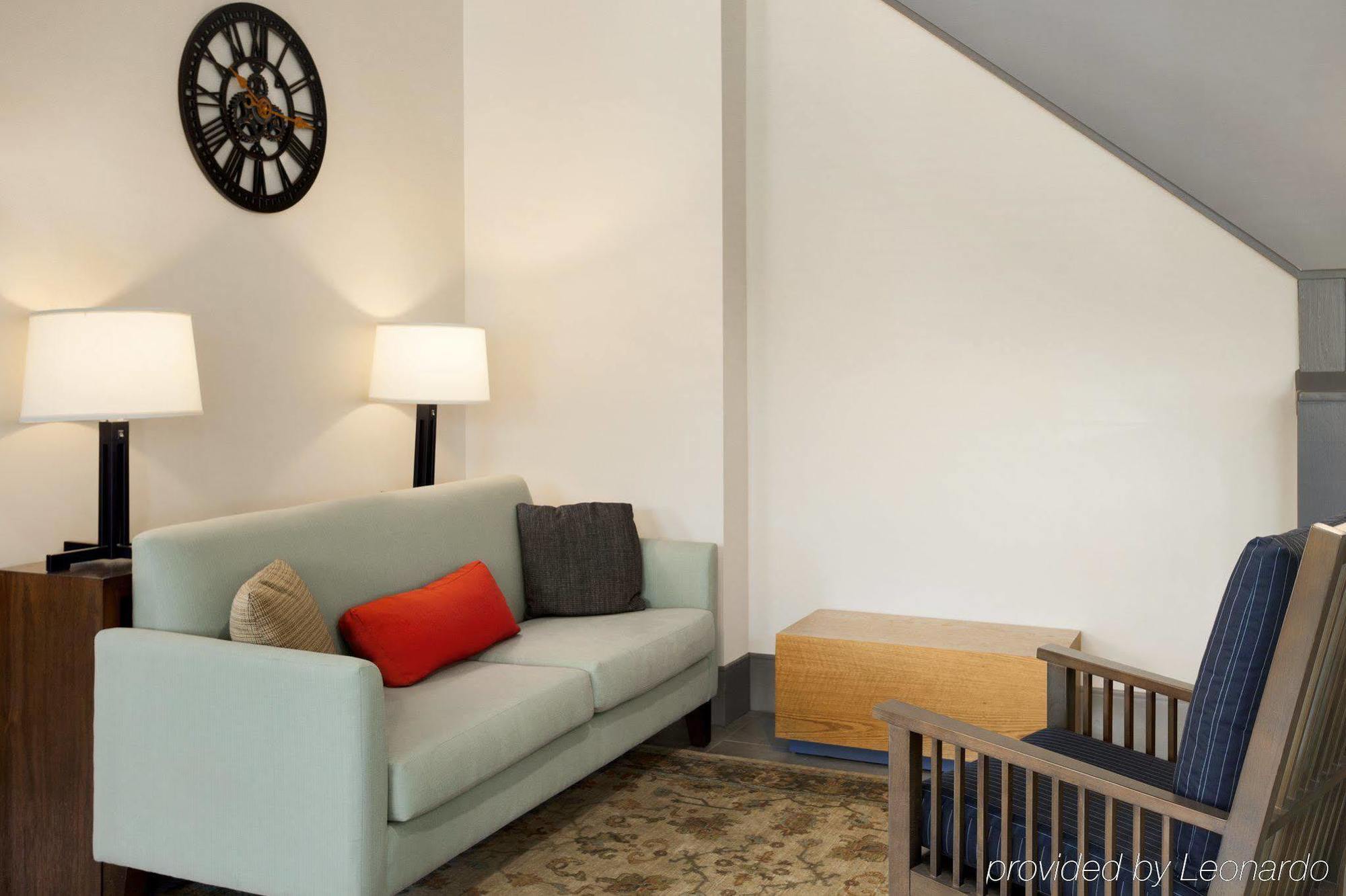 Country & By Radisson, Rochester-pittsford-brighton, Ny Rochester