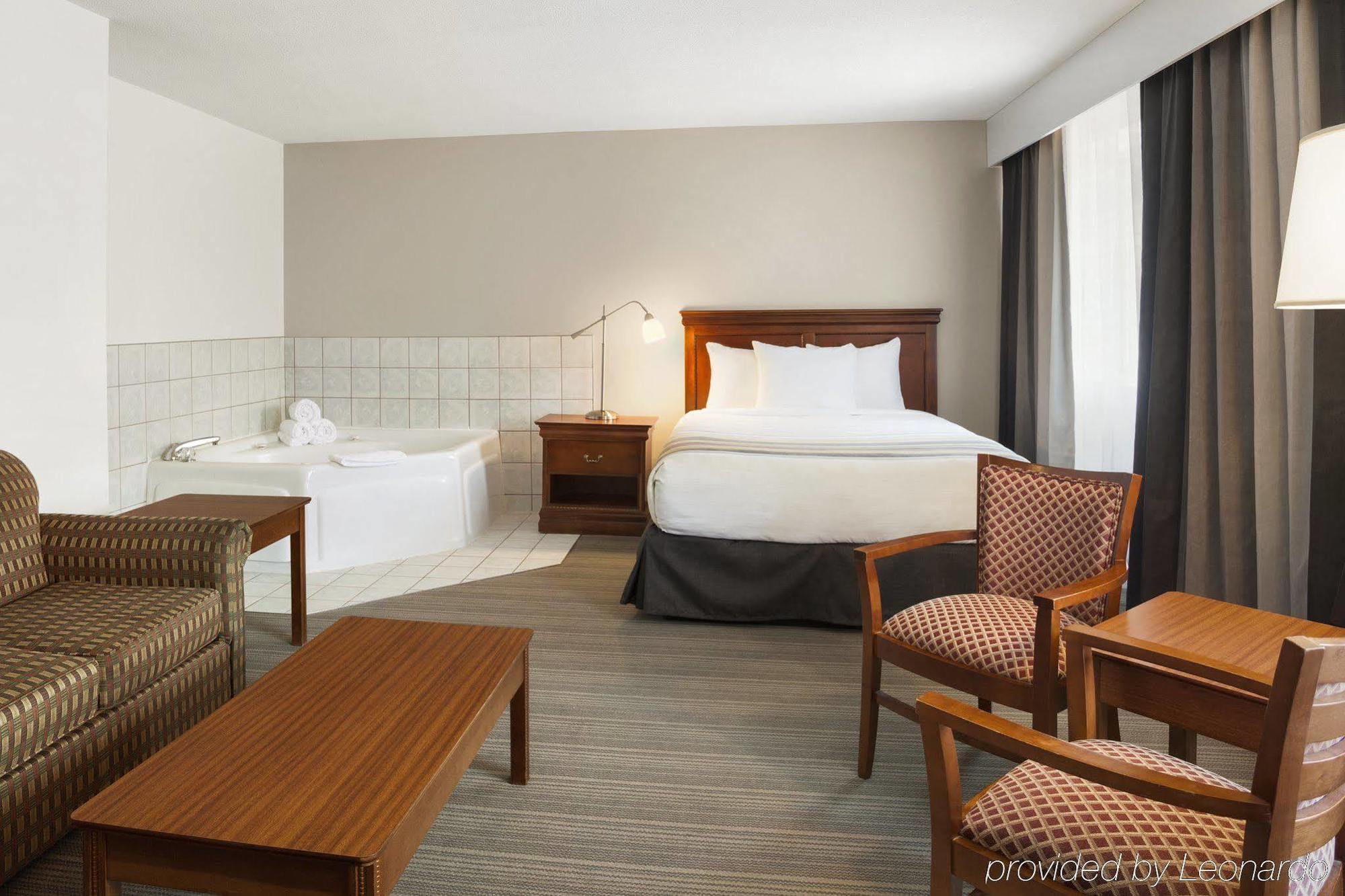 Country & By Radisson, Rochester-pittsford-brighton, Ny Hotel Rochester