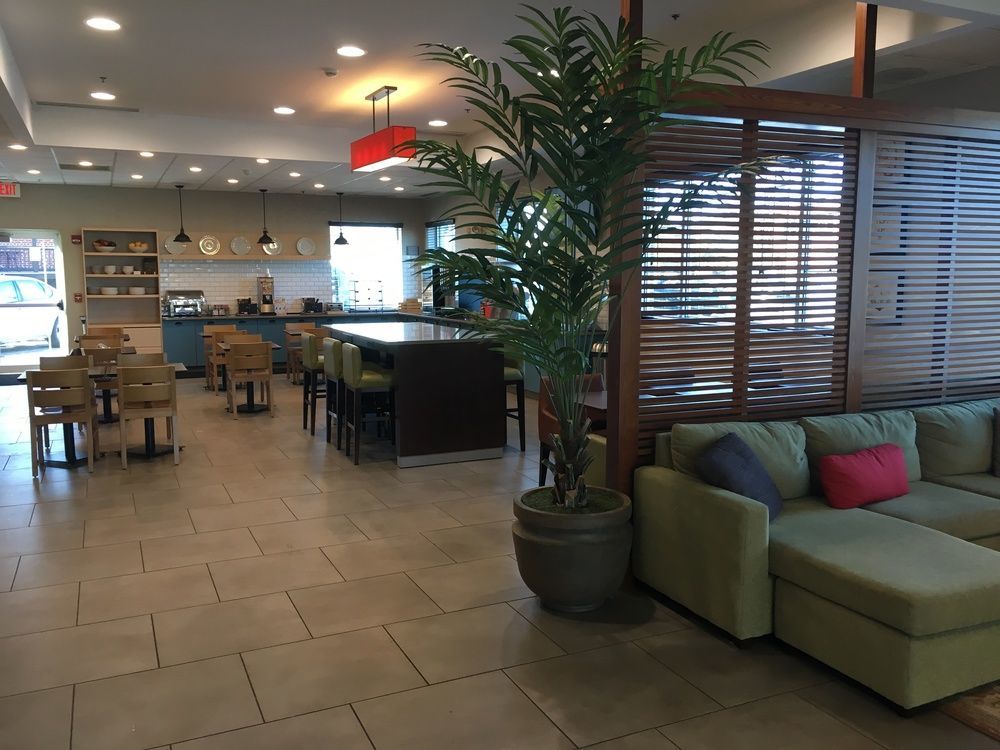 Hotel Country & By Radisson, Rochester-pittsford-brighton, Ny 3*