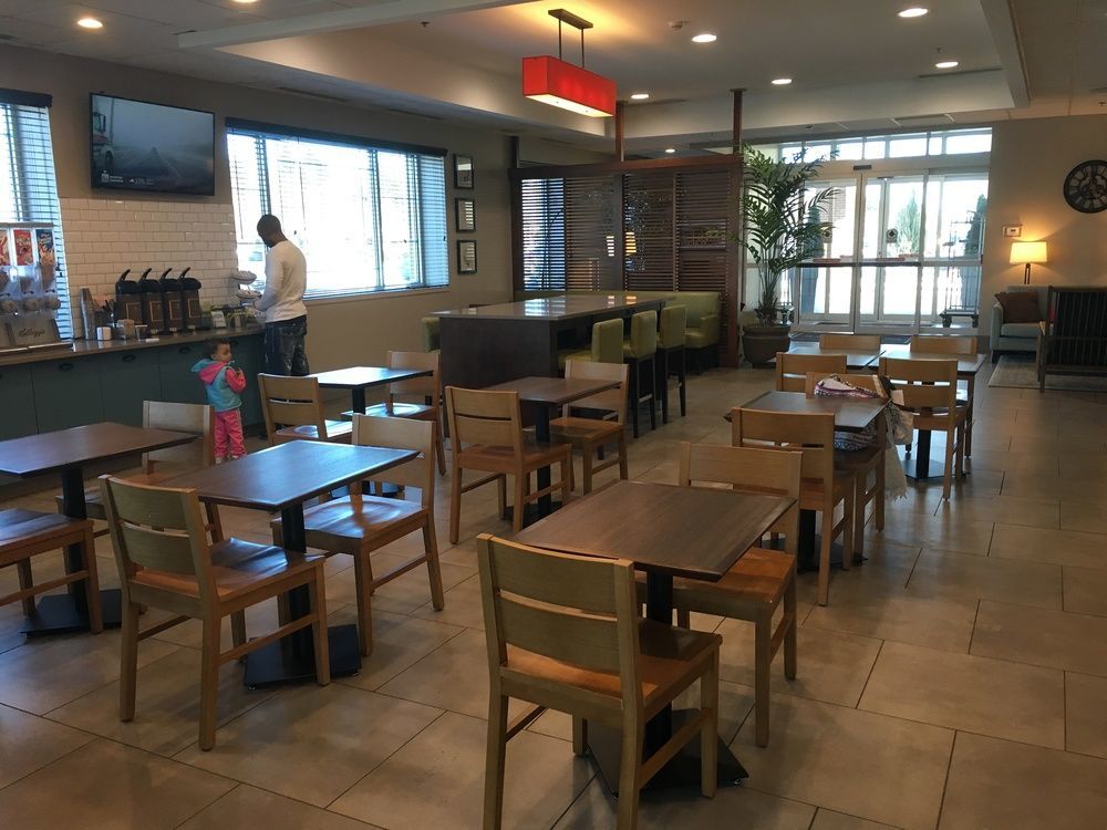 Hotel Country & By Radisson, Rochester-pittsford-brighton, Ny 3*