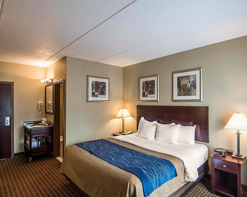 Oakfield & Suites, Ascend Collection Hotel 3*