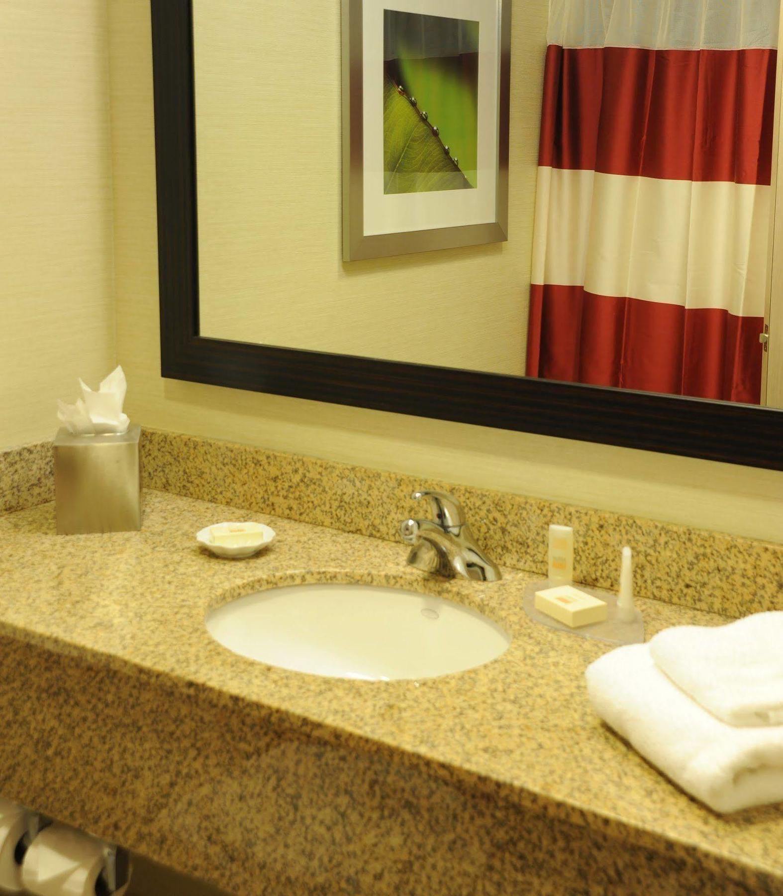 Courtyard East / Penfield 4* Rochester