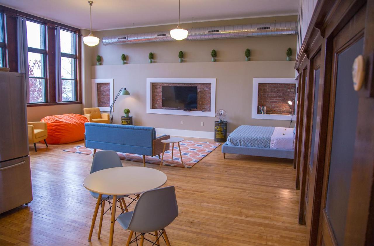School 31 Lofts Aparthotel 4*